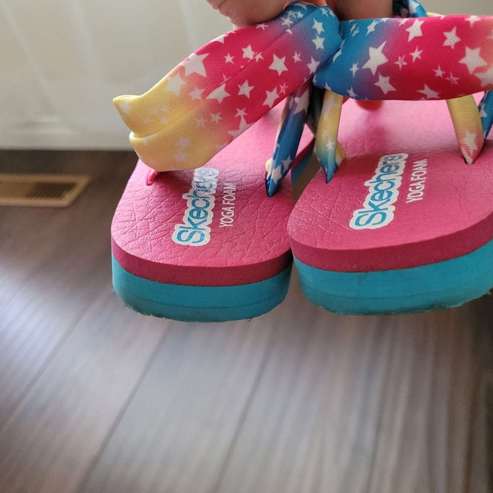 Sandals - Picture 2 of 2